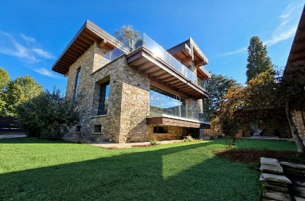 Foto Villa unifamiliare in VIA AMTORE SCIESA 6, Villasanta di 577 m²