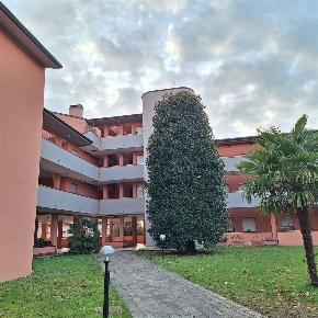 Foto Appartamento in Via Borromeo, Seregno San Carlo di 100 m² con 3 locali