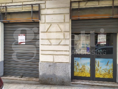 Foto Laboratorio in Via del Santo 10, Messina Quartiere Lombardo di 90 m²