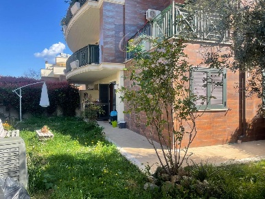 Foto Appartamento in delle vigne nuove, Monterotondo di 76 m² con 2 locali