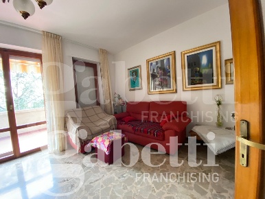 Foto Appartamento a Macerata Centro di 115 m² con 7 locali in vendita