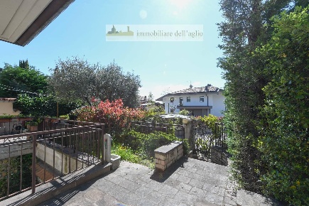 Foto Villa a schiera in San Cassiano, Padenghe sul Garda Centro di 290 m²