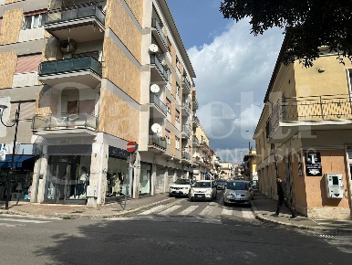 Foto Appartamento in Largo Marconi 7, Aprilia Centro di 107 m² con 3 locali