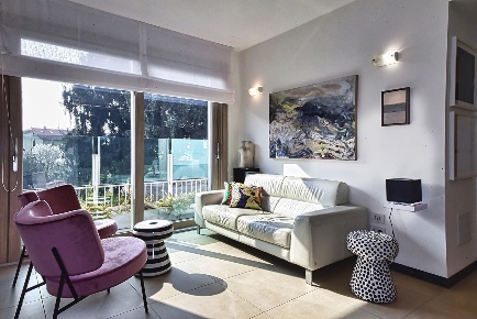 Foto Appartamento in Via PASUBIO 30, Paderno Dugnano Semicentro di 146 m²