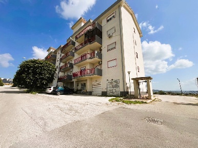 Foto Appartamento in Viale Monserrato 32, Agrigento di 135 m² con 4 locali