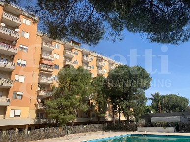 Foto Appartamento in Della Costituente, Bari Poggiofranco di 120 m²