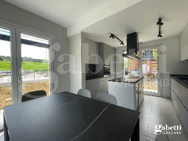 Foto Villa bifamiliare in Via Mortola snc, Gradara di 145 m² con 5 locali