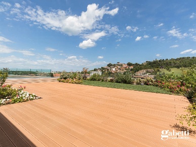 Foto Appartamento a Gabicce Mare Centro di 92 m² con 3 locali in vendita