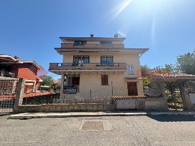 Foto Appartamento in Via Gabrio Casati 24, Guidonia Montecelio Villanova