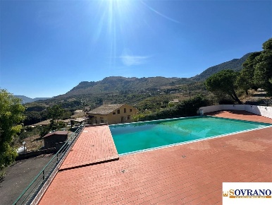 Foto Villa a schiera a Monreale Centro di 63 m² con 2 locali in vendita