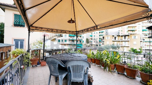 Foto Appartamento in Via Elia Bernardini 8, Genova Molassana di 83 m²