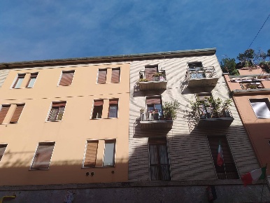Foto Appartamento in Via Niccolini, Milano Paolo Sarpi di 75 m² in vendita