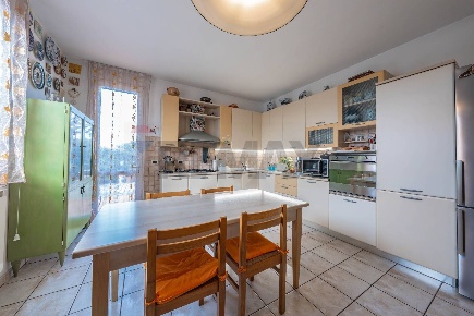 Foto Villa unifamiliare in Viale Nord 11, Tresignana di 281 m² con 6 locali