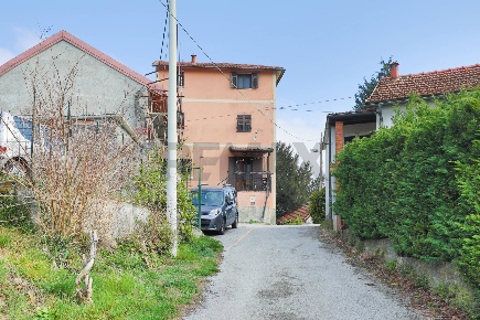 Foto Case semi ndipendenti in via Cavanna, Mignanego Fumeri di 140 m²