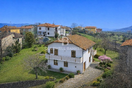 Foto Casa indipendente in Via Grande 73, Saludecio Sant'ansovino di 310 m²
