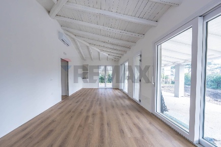 Foto Villa unifamiliare in Centro Sportivo, Rosolina Isola Albarella