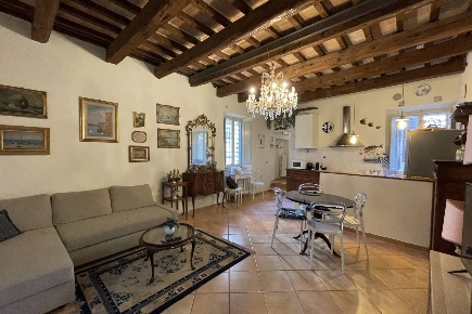 Foto Appartamento in Via Perfetti sn, Pesaro Centro Storico di 76 m²