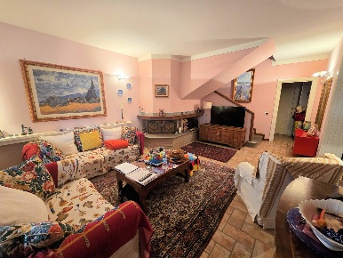 Foto Case semi ndipendenti in Via Biscolla, Massa e Cozzile di 250 m²