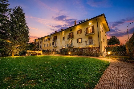 Foto Appartamento in via Mazzini 31, Lesmo di 118 m² con 3 locali