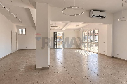 Foto Locale commerciale in Via Giovanni Pascoli SnC, Pachino Centro