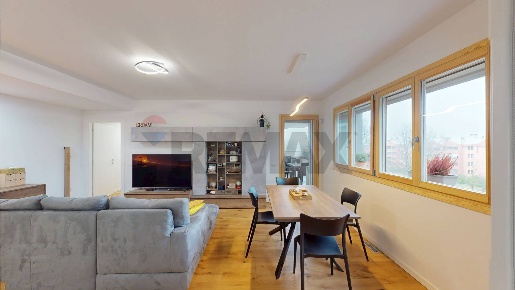 Foto Appartamento a Rozzano di 132 m² con 4 locali in vendita