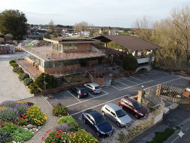 Foto Locale commerciale in via Cadolino 1, Nettuno di 910 m² in vendita