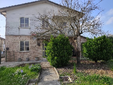 Foto Casa indipendente in Via Silvano Benini 47, Copparo Ambrogio di 228 m²