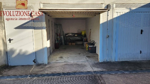 Foto Posti auto in via palatucci 36, Ronchi dei Legionari Centro di 16 m²