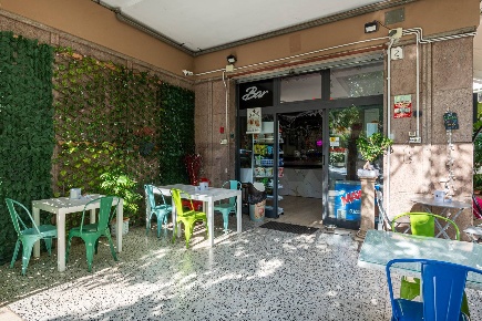 Foto Locale commerciale in Viale Del Lido 2h, Roma Ostia Levante di 80 m²