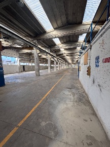 Foto Capannone industriale in Via Pontasso, Casella di 2500 m² in vendita