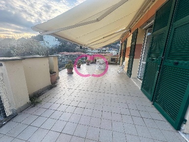 Foto Appartamento in via Montegrappa 43, Varazze Centro di 75 m² in vendita