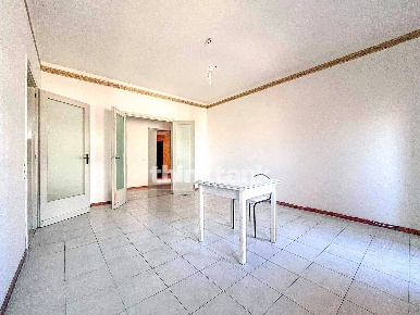 Foto Appartamento in Via Libertà 1, Ragusa Centro di 95 m² con 3 locali