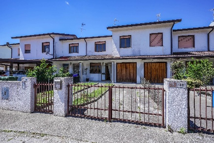 Foto Case semi ndipendenti in Via Berlinguer 36, Fiscaglia Massa Fiscaglia