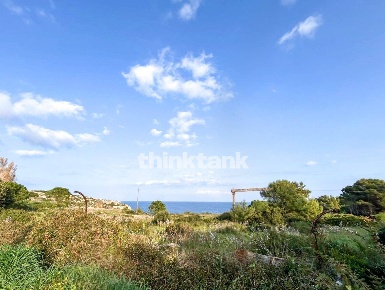 Foto Terreno residenziale in Via Cagliari, Augusta Centro di 31690 m²