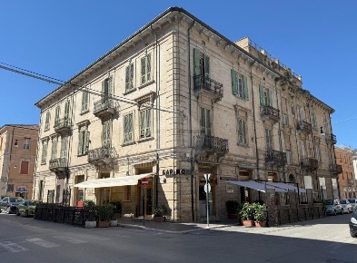 Foto Ufficio in Via Gorizia, Lanciano Centro di 97 m² con 4 locali
