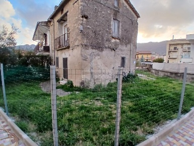 Foto Casa indipendente in Via Rivotesi, Marano Principato di 119 m²