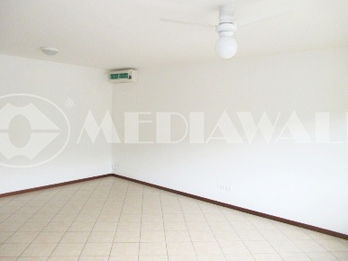 Foto Villa a schiera a Maniago Centro di 168 m² con 5 locali in vendita