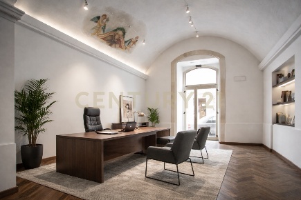 Foto Ufficio in Corso Vittorio Veneto 75, Ragusa Centro di 82 m² in vendita