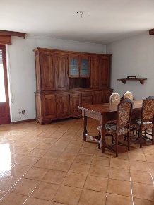 Foto Appartamento in Via Roma 37, Ottone Centro di 90 m² con 3 locali