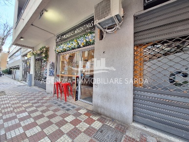 Foto Attività commerciale a Alghero di 120 m² con 4 locali in vendita