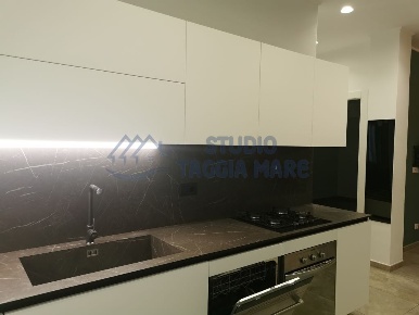 Foto Appartamento in Via Lungo Argentina, Taggia Centro di 70 m² in vendita