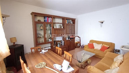Foto Appartamento in corso Garibaldi 10, Sarteano di 176 m² con 8 locali