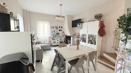 Foto Casa indipendente a Lucca Sant'Angelo di 100 m² con 4 locali