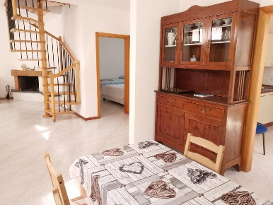 Foto Villa unifamiliare a Cascina Centro di 140 m² con 6 locali in vendita