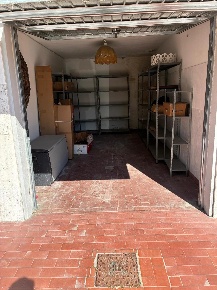 Foto Box a Pisa Cisanello - San Biagio di 15 m² con 1 locali in affitto