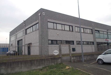 Foto Capannone industriale a Tortona Centro di 534 m² con 1 locali