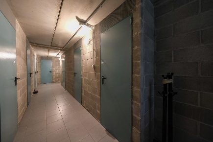 Foto Magazzino a Peschiera Borromeo Bettola Zelo Foramagno di 4 m²