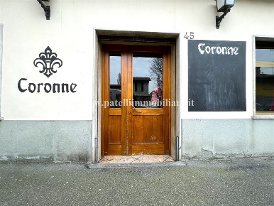 Foto Negozio in VIA LONGUELO, Bergamo Longuelo di 172 m² con 6 locali