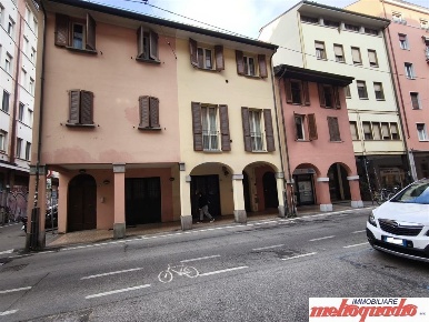 Foto Appartamento in via Mascarella, Bologna Irnerio di 45 m² con 1 locali
