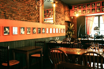 Foto Ristorante in VIA FERRARI, Monza Amati - Stadio di 200 m² con 3 locali